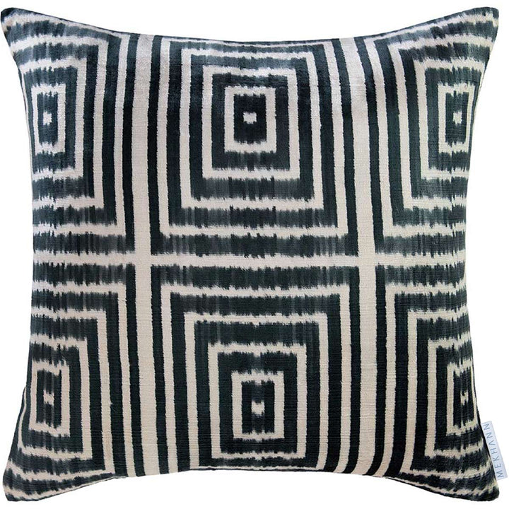 Geometric Cushion