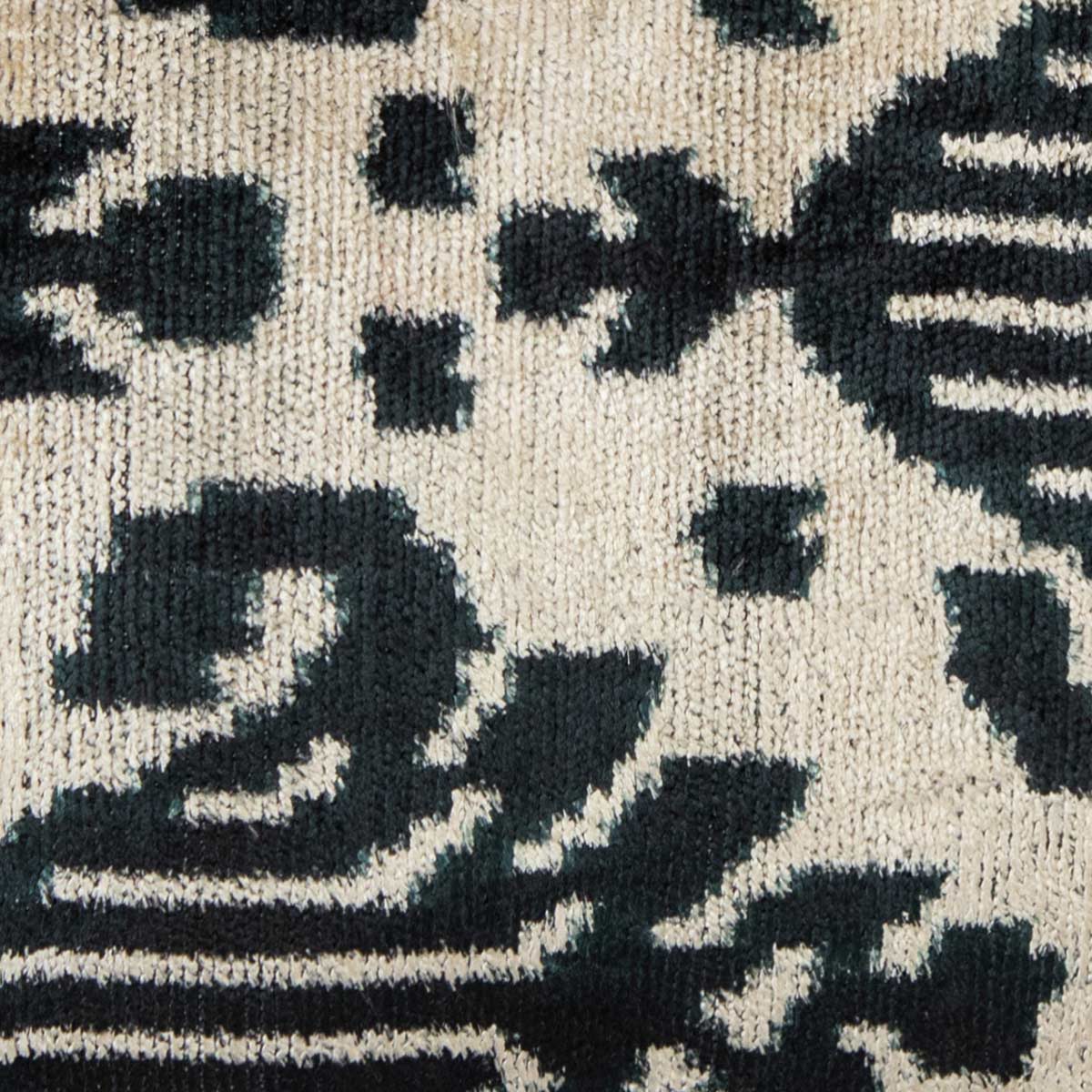 Lotus Cushion
