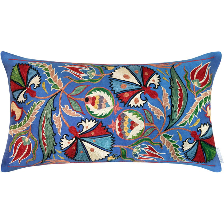 Iznik Cushion 221